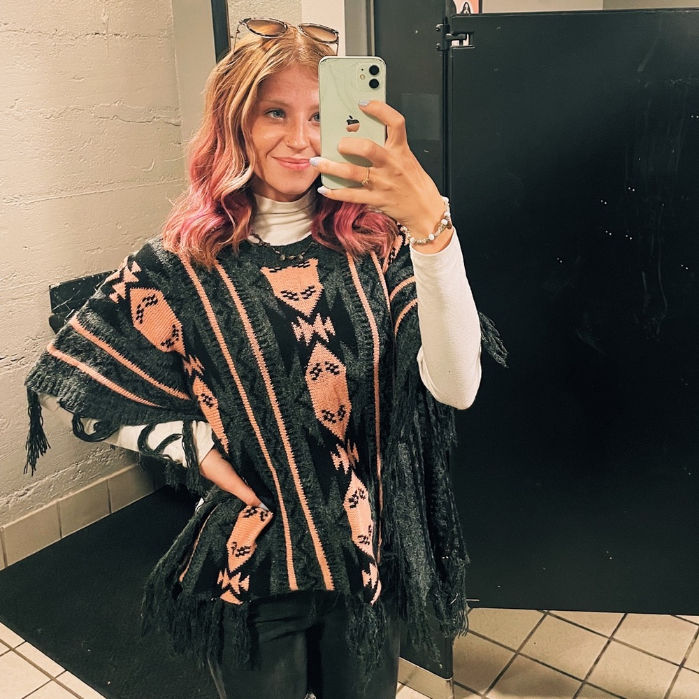 Dark Gray/Pink Poncho W/ Tassels Size M